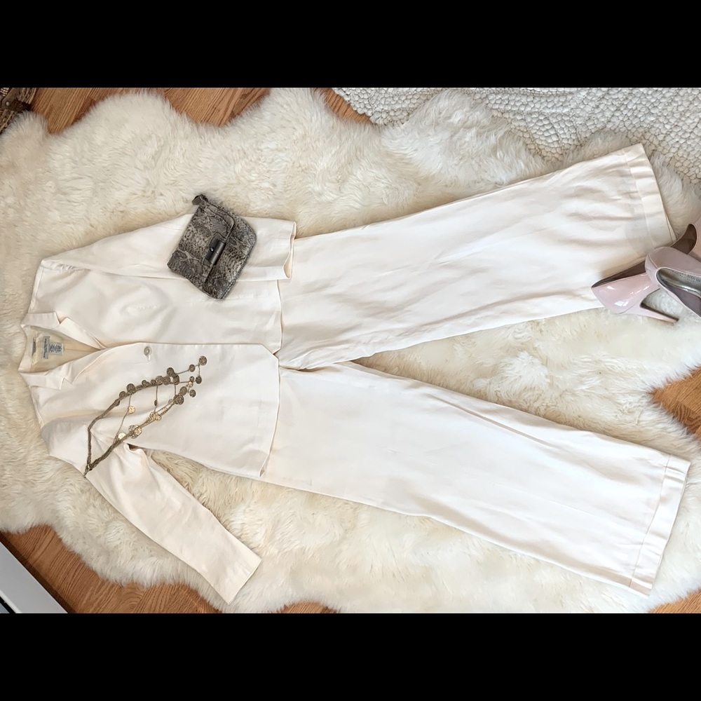 Banana Republic linen blend suit